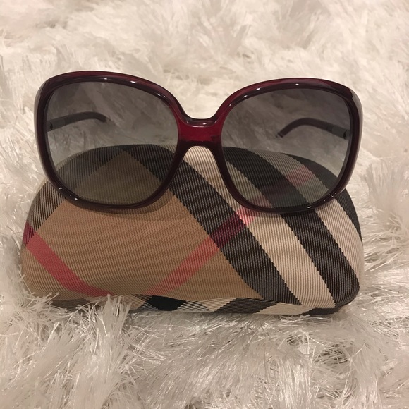 Sunglasses - Picture 3 of 7